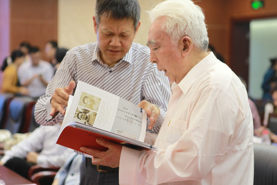 Zhejiang University Press launches 12 books celebrating school's 120th birthday